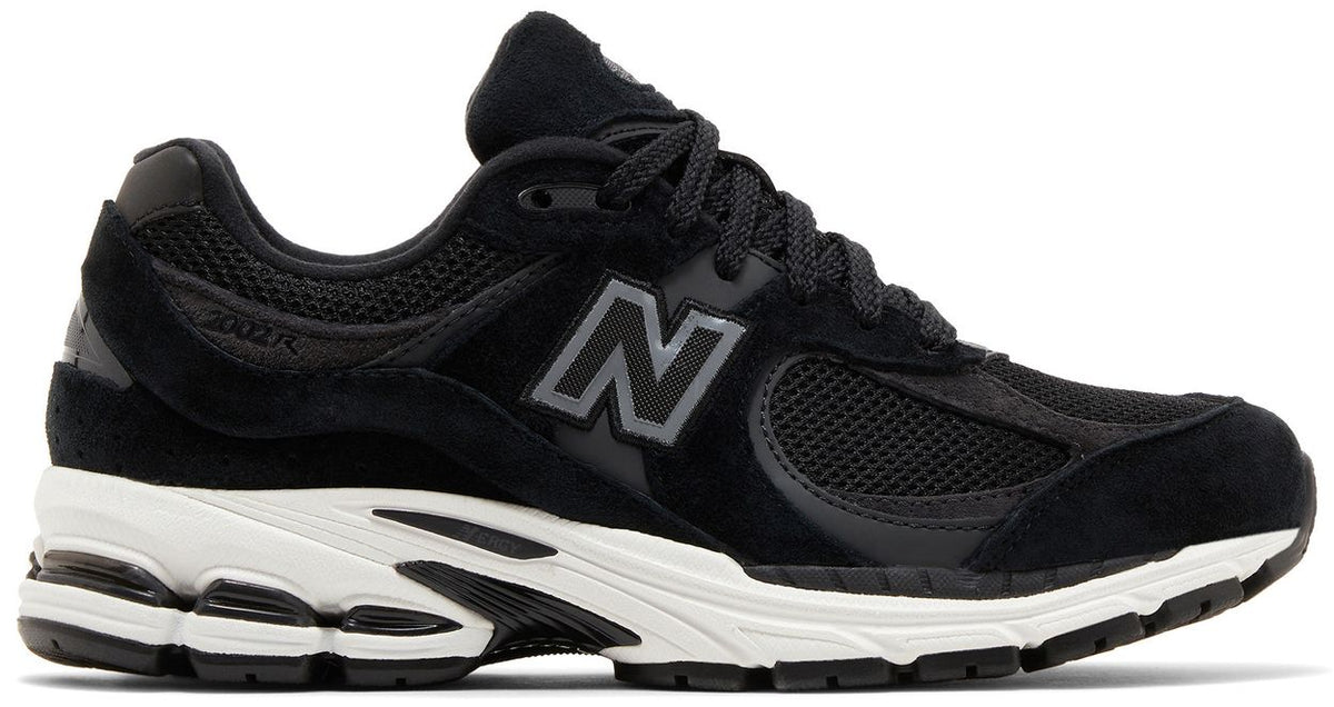 New Balance 2002R Black Gunmetal